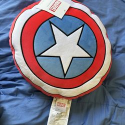 Marvel Plushables - Decorative Pillow - Captain America Shield - 16 in Diameter