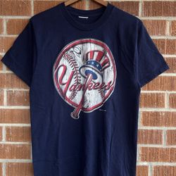 Vintage 1997 New York Yankees MLB Graphic Logo T-shirt
