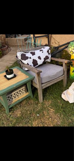 Lounge chair only