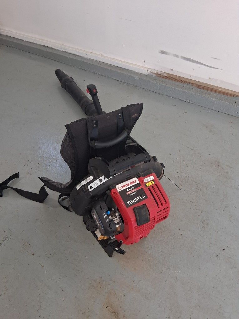 Backpack blower