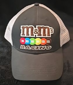 M & M Nascar Racer #18 KYLE BUSCH SIGNED ADJUSTABLE MESH HAT/CAP NEW!