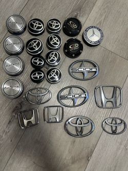Mixed Car Emblems and Wheel Center Caps Lot