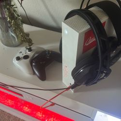 XBOX SERIES S FOR $250