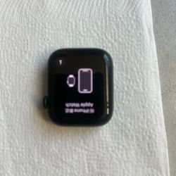 Apple Watch Series 9. 45 MM. Unlocked 