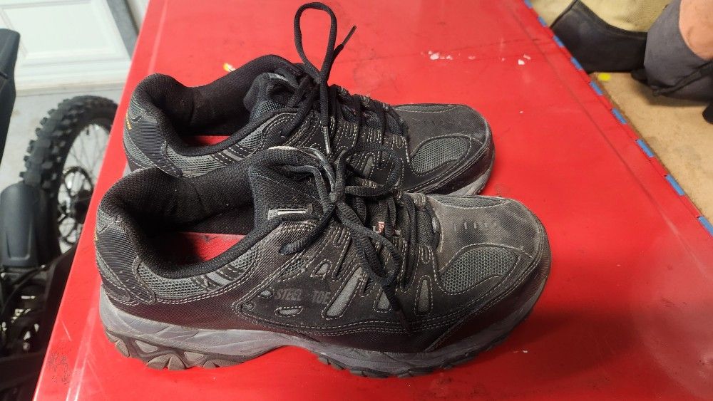 Sketchers Steel Toes Shoes