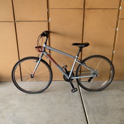 Marin Larkspure One 7 speed bike