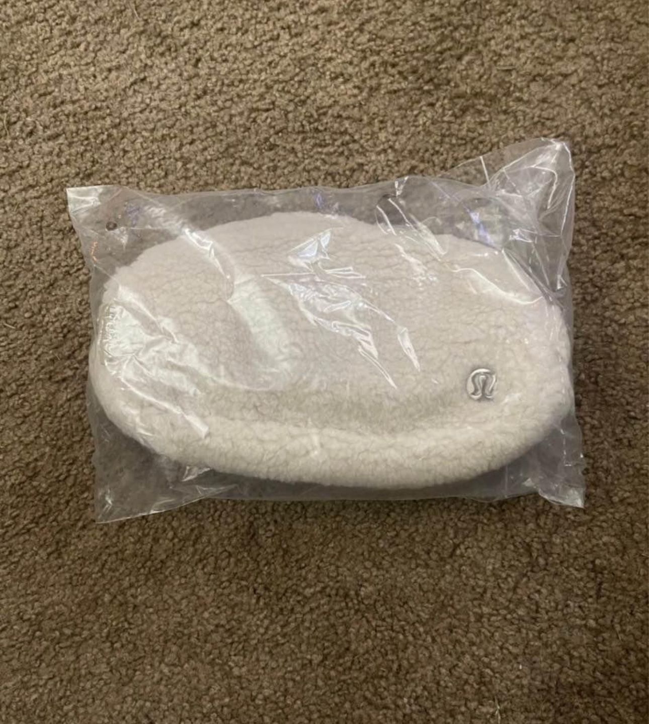 Lululemon Everywhere Fleece Belt Bag