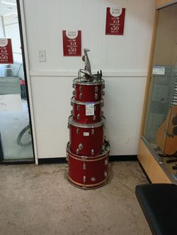 4 piece drum set with pedals