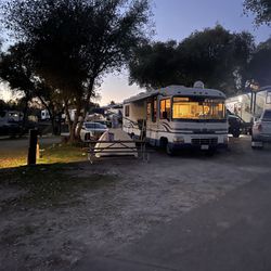 Rexhall Motorhome RV ready for Vacation