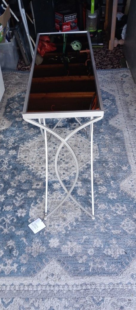 Decorative Mirror Table