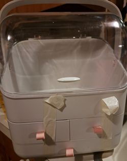 Make Up Storage Cabinet
