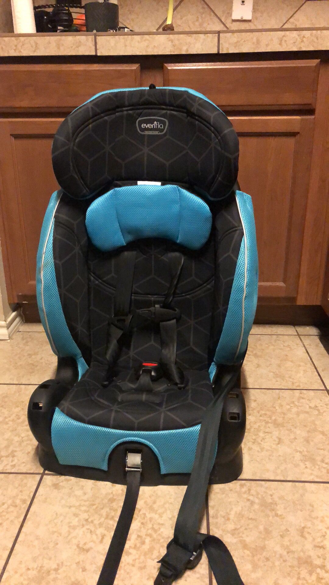 EVENFLO toddler car seat