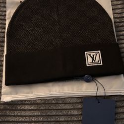 𝐋𝐯 Beanie