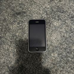 I Phone 2   8GB