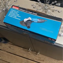 Makita Angle Grinder 