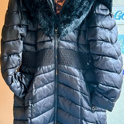 Super Cozy & Warm Black Winter Coat 