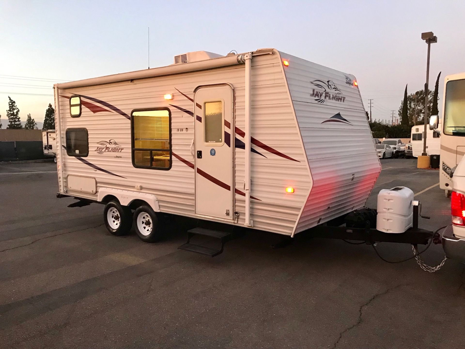 2009 Jayco jay flight 21ft bunkhouse Air & awning for Sale in Riverside
