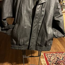 Leather  Coat By Ferrara Large  Size  Excellent Condition           23 Shoulder 26 Arm Length  26 Inch  Body  Length 