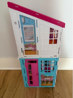 Barbie Malibu house