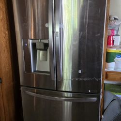 LG Refrigerator 