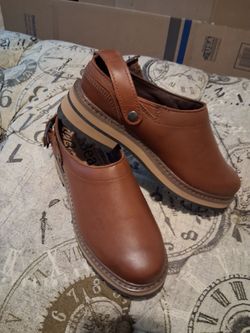 LL Bean Leather Clogs New