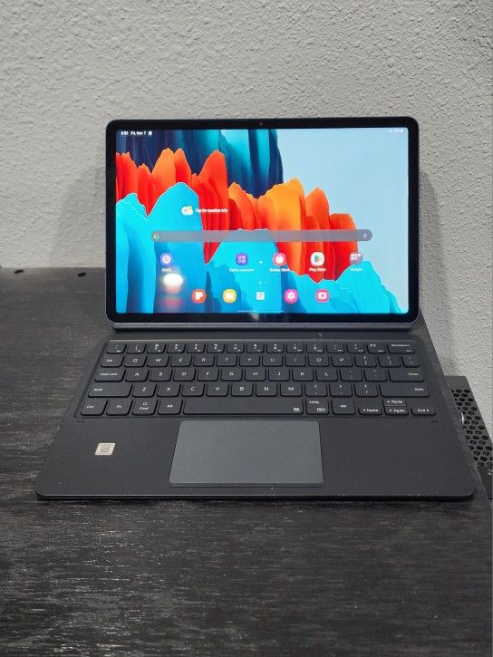 Samsung Galaxy Tab S7 with Keyboard Case