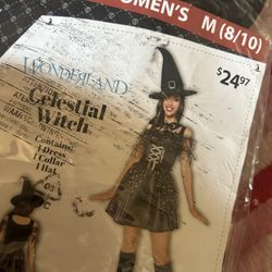 Costume