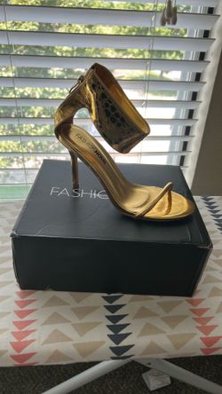 Fashion Nova gold heels