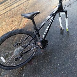 Specialized Pitch Mounyian Bike Front Suspension Disk Brakes Only Missing The Front Tire Otherwise PerfeCt Condition