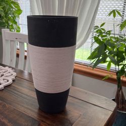 Vase /Flower/ Decor/Rae Dunn ONLY 7.00 / It’s 14” TALL 