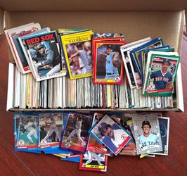 Boston Red Sox Baseball Card Collection Lot + MLB Baseballs & 1993 Calendar