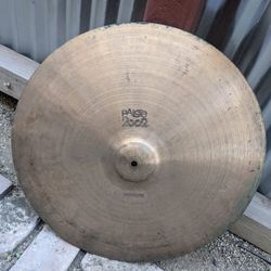 Vintage Cymbal //  20 Inch PAISTE 2002 Medium // BLACK LABEL