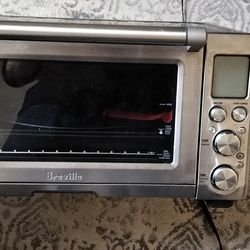 Breville Smart Toaster Oven/ Air Fyer