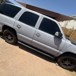 2003 Chevy Tahoe For Parts !!!!!