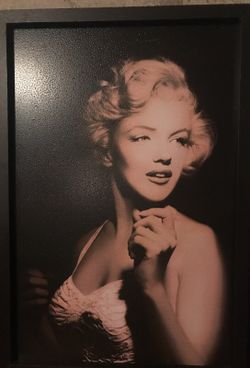Large Marilyn Monroe Wall Art