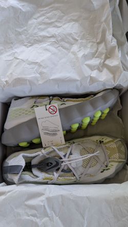 Nike Mind 002 Flyknit