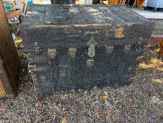 Vintage trunk