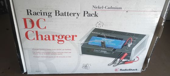 DC charger radio shack /DC cargador