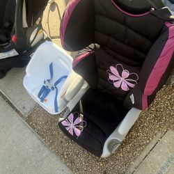  Car seat 