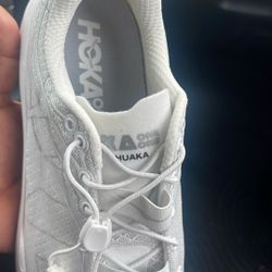 Woman’s Size 8 HOKA 