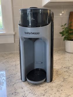 Baby brezza formula maker