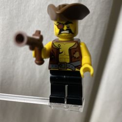 Lego Minifigure pi162 Pirate 4 Vest & Anchor Eye Patch 2015 The Brick Bounty (Rare Collectors Item!)