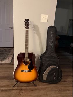 Alvarez Acoustic Guitar (RD26SB) w/ Deluxe Gig Bag – Brand New