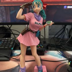 Bulma Statue 