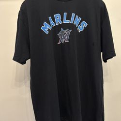 NWOT Men's Miami Marlins Black T-Shirt # 21 Cooper
