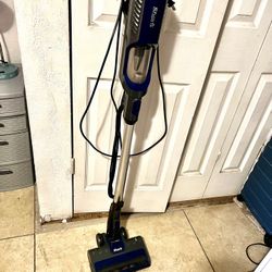 Shark Vacuum 