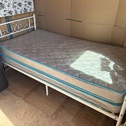 2 twin mattress And Bed Frame 