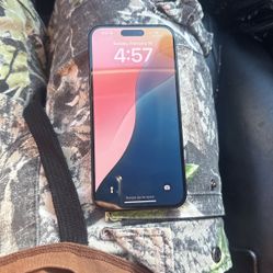 iPhone 16 + 