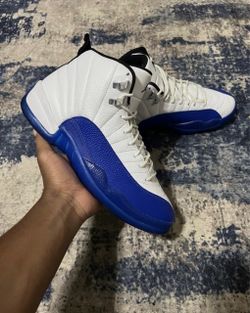 Air Jordan 12 size 8.5