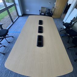 Office moving Steelcase office furniture clearance sale: Conference table